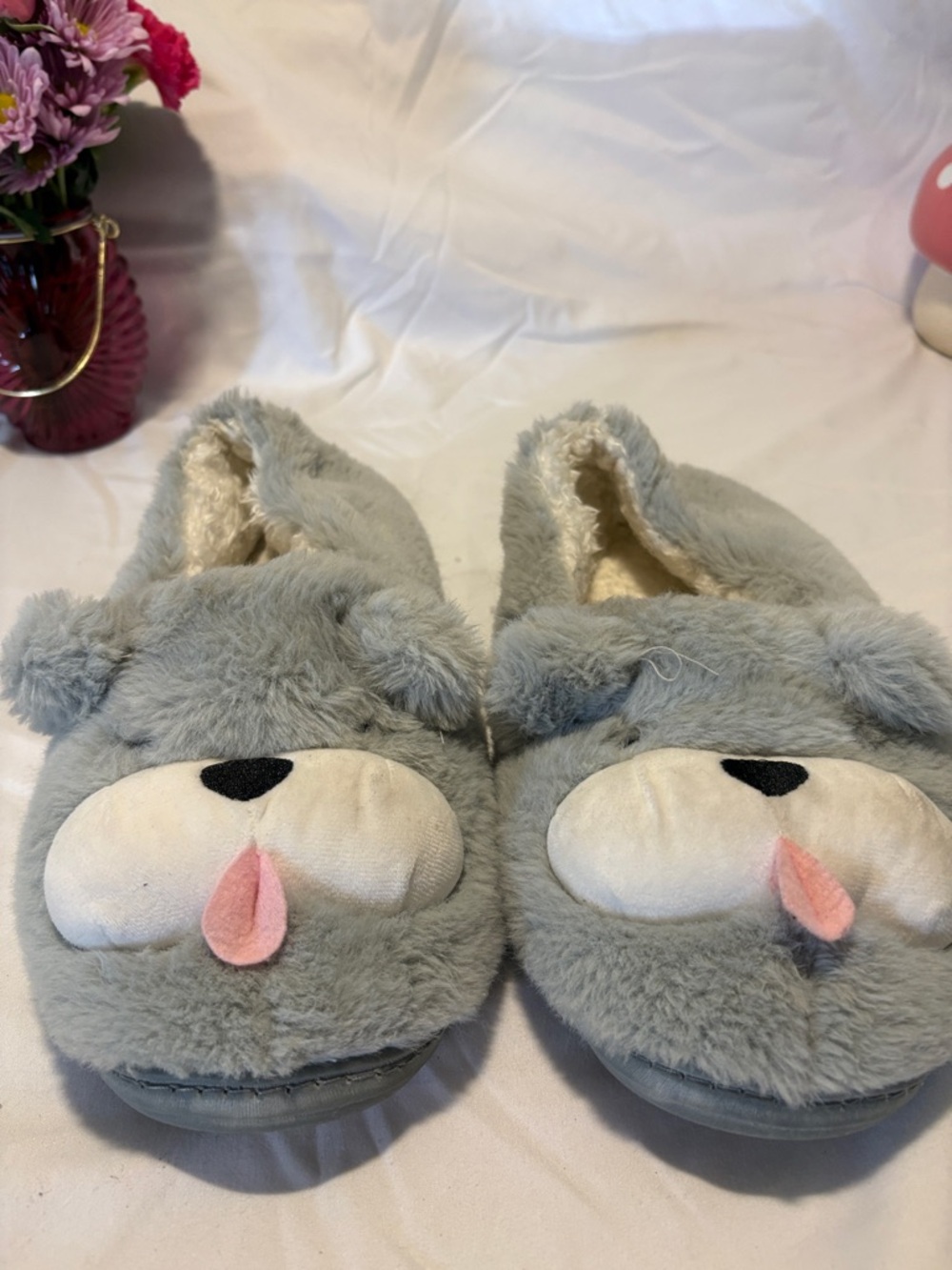 Women’s Plush Grey Bear Slippers - Cozy Indoor Shoes
